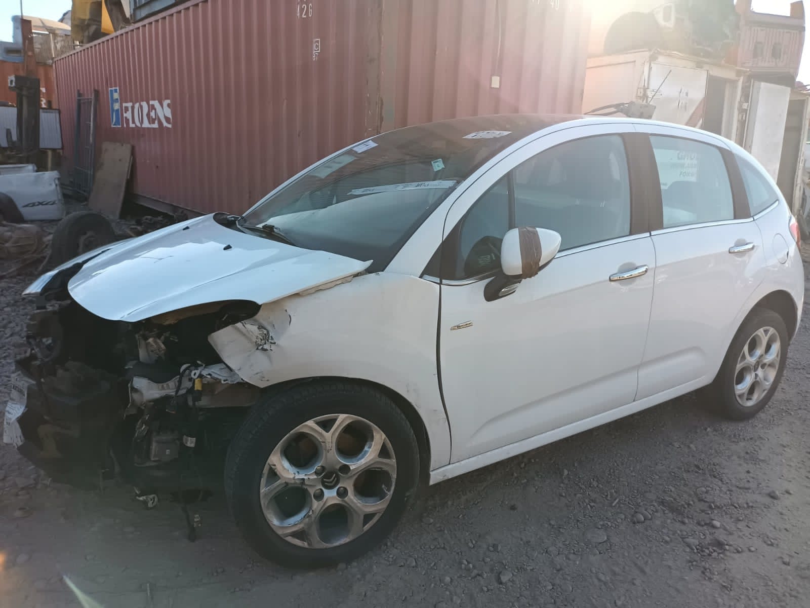 MUñON Citroen C3 2015  USADO  EN DESARME